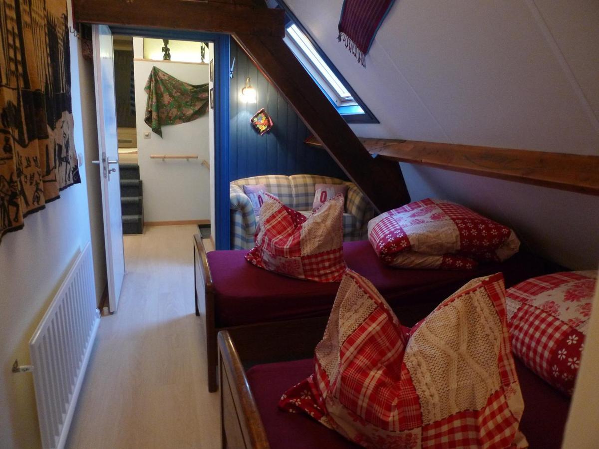 B & B & B De Smisse IJzendijke Exteriör bild