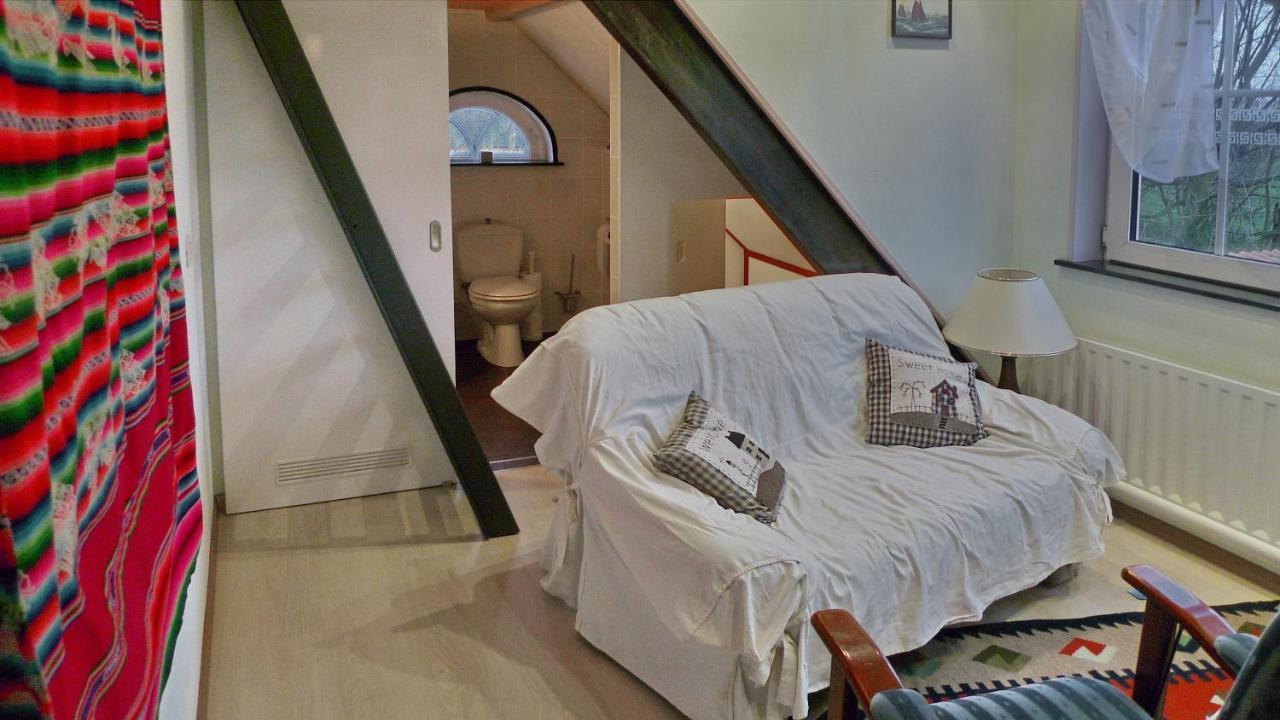 B & B & B De Smisse IJzendijke Exteriör bild